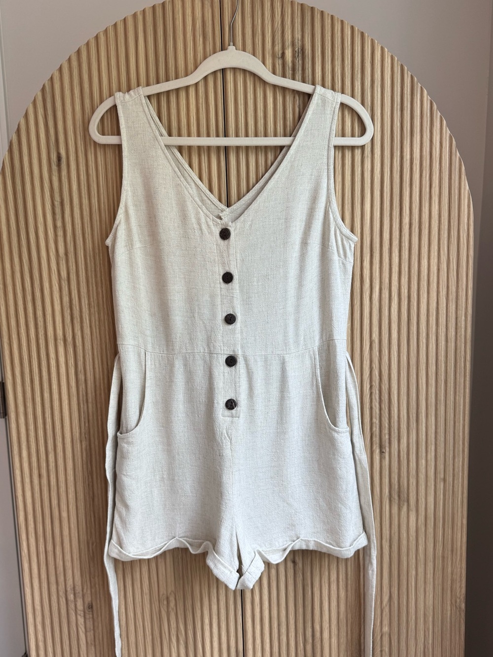 Adibosy Linen-Blend Button Front Romper with Tie-Waist in Natural/Oatmeal - Picture 4 of 6